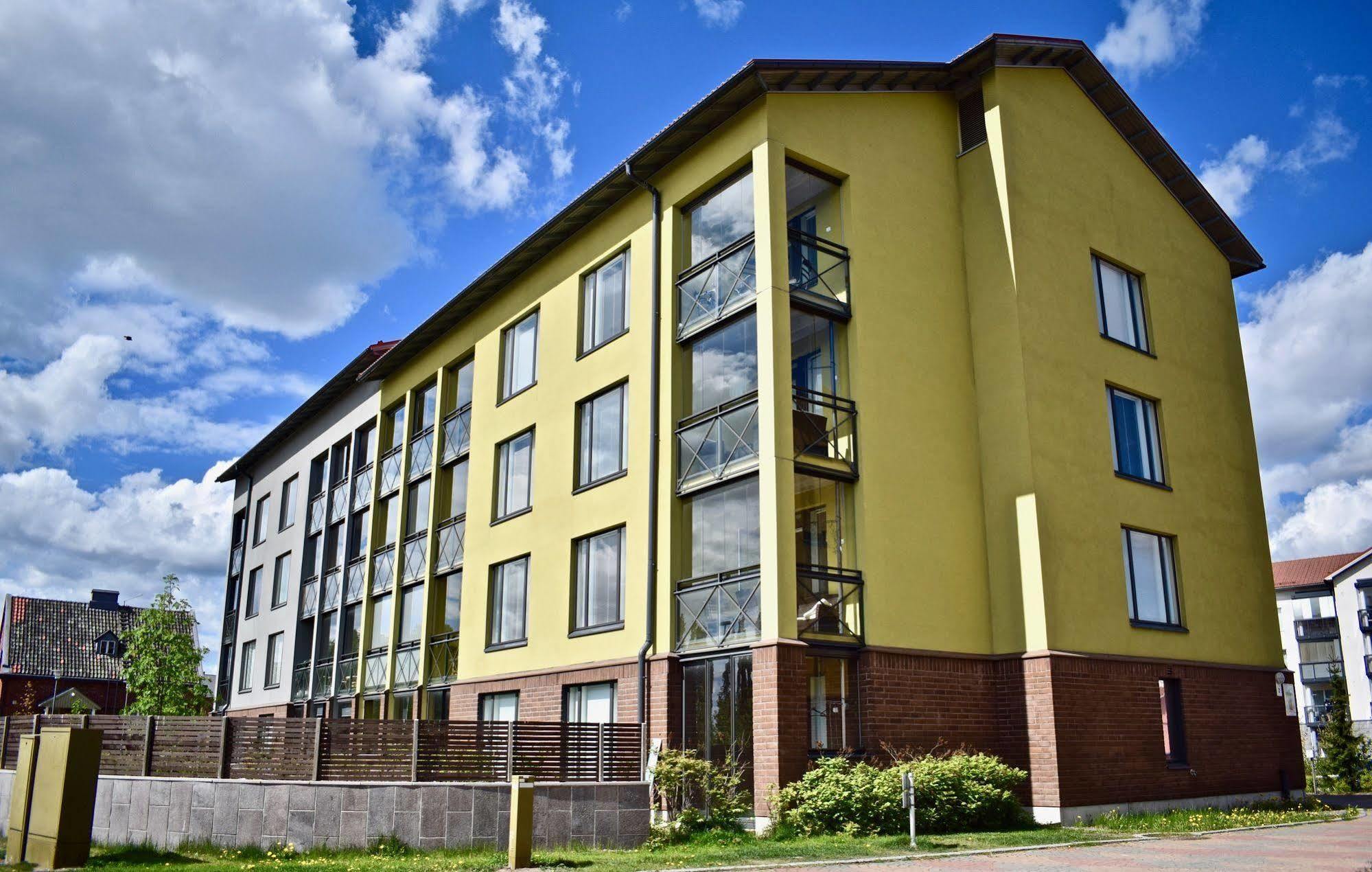 Avia Apartments 万塔 外观 照片