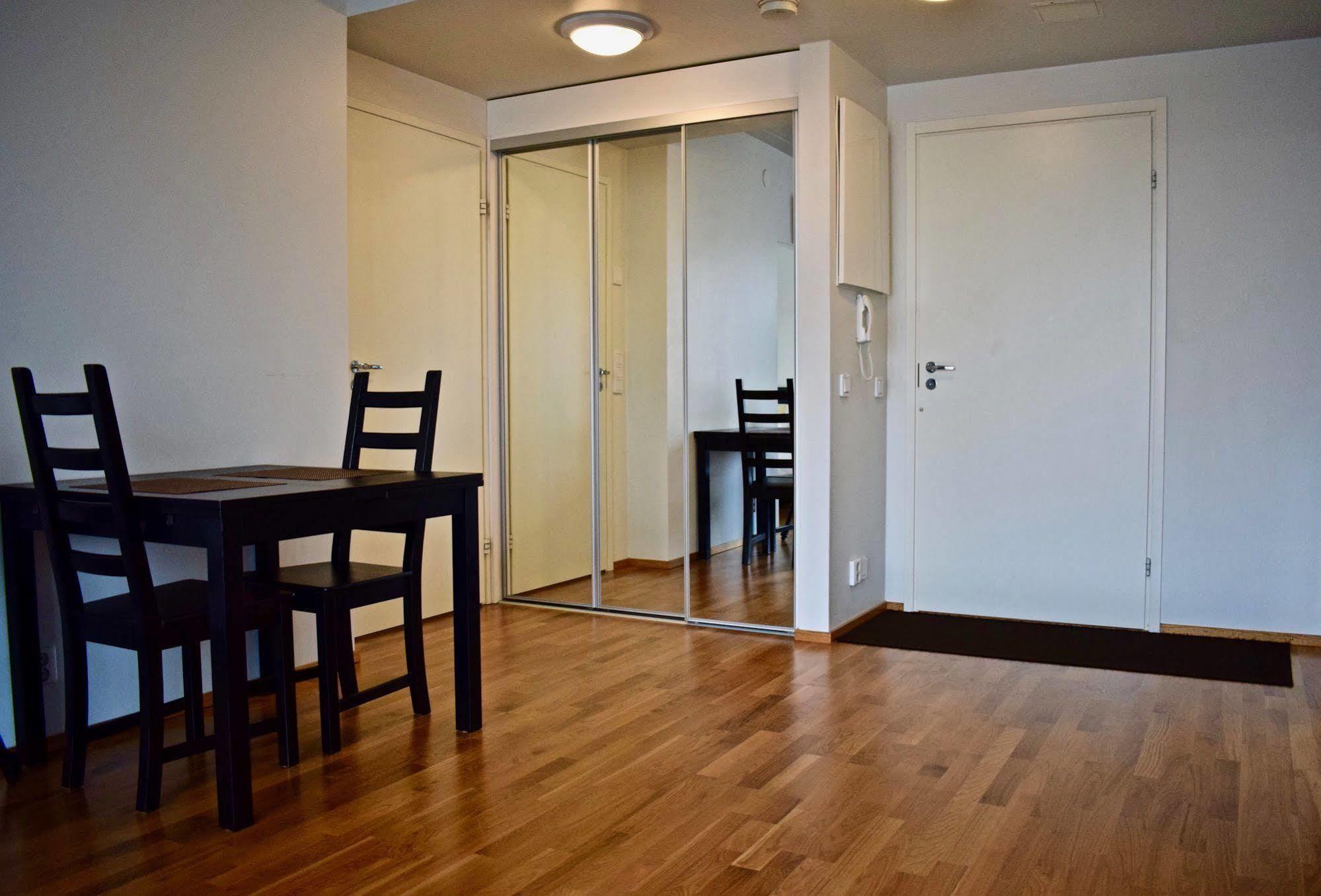Avia Apartments 万塔 外观 照片